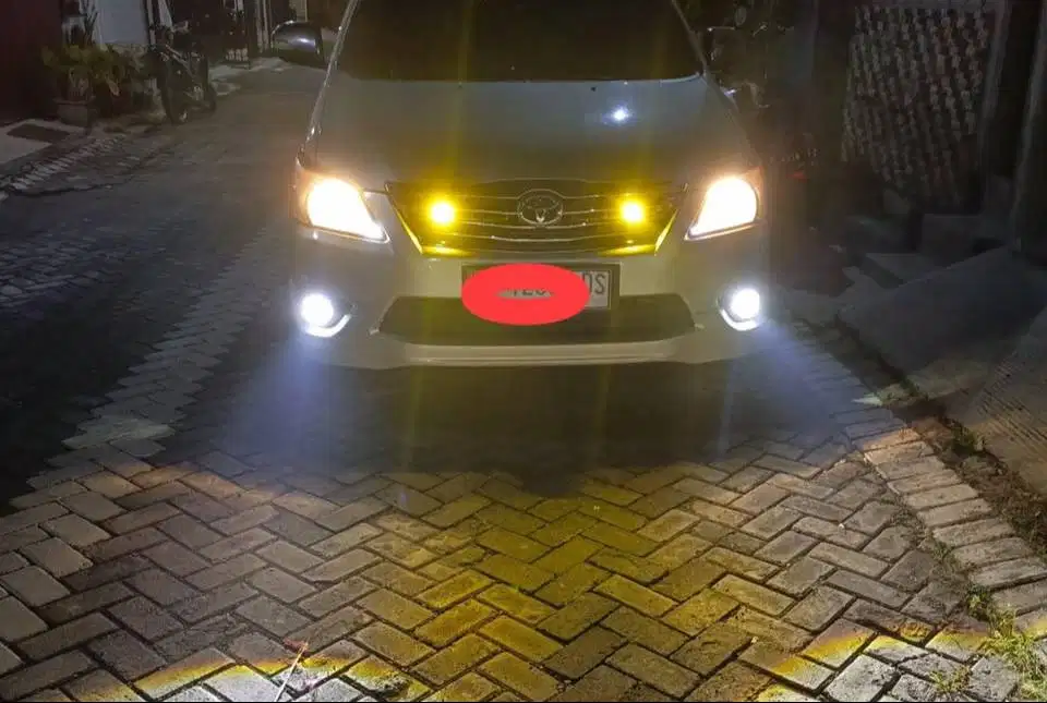 kijang Innova type V luxury (jok Captain shet)