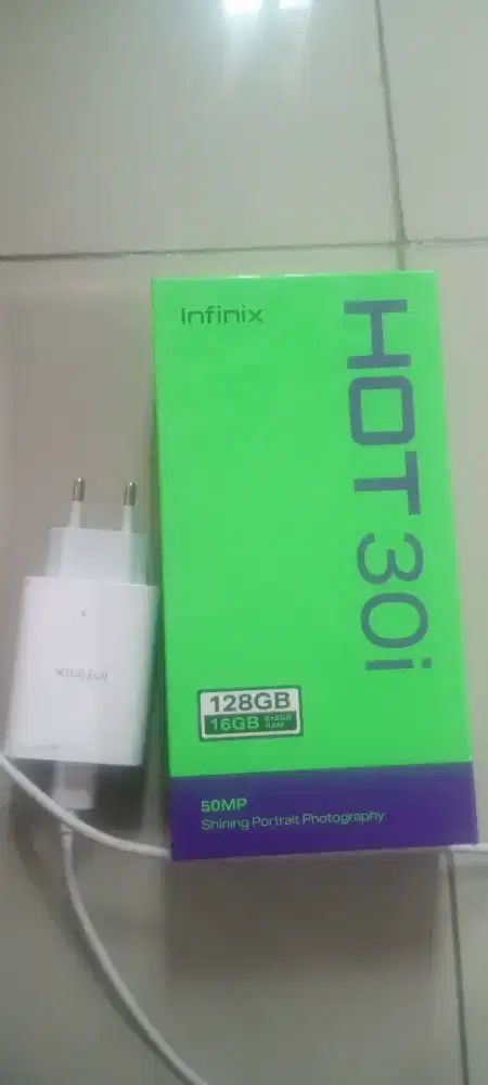 Infinix Hot 30i RAM 8+8/128 GB