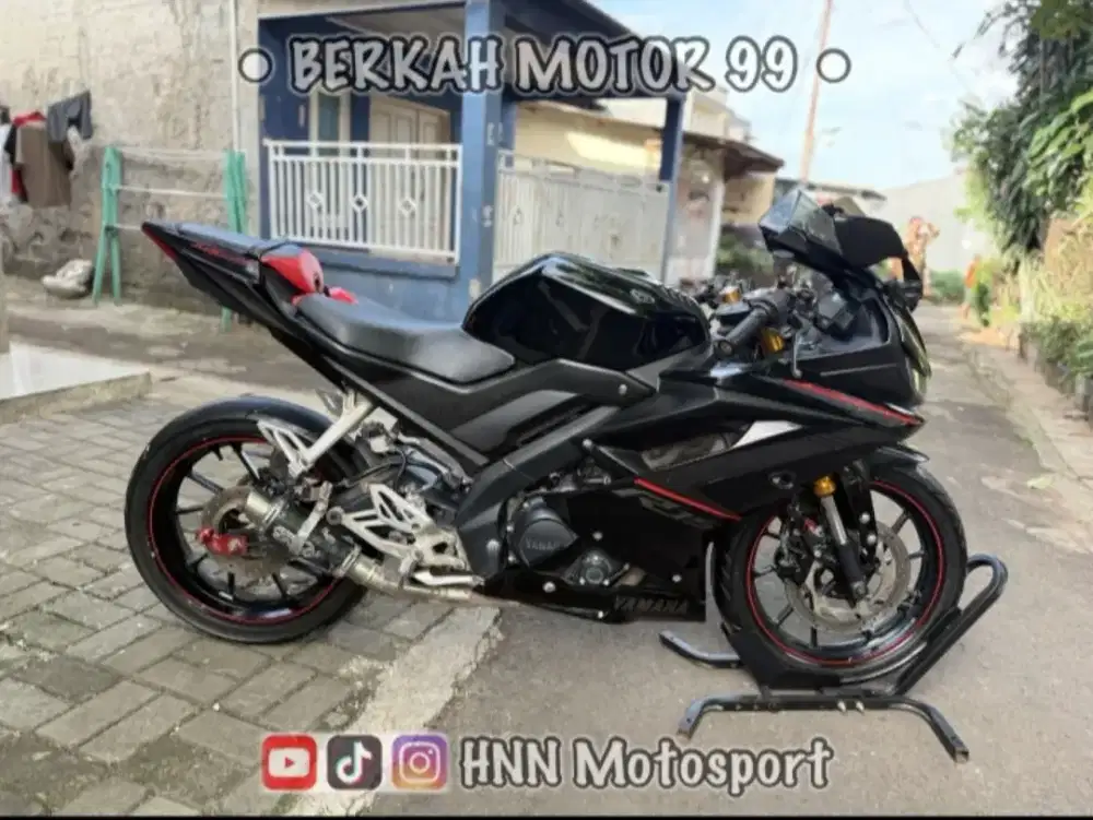 R15 V3 Tahun 2019 Black