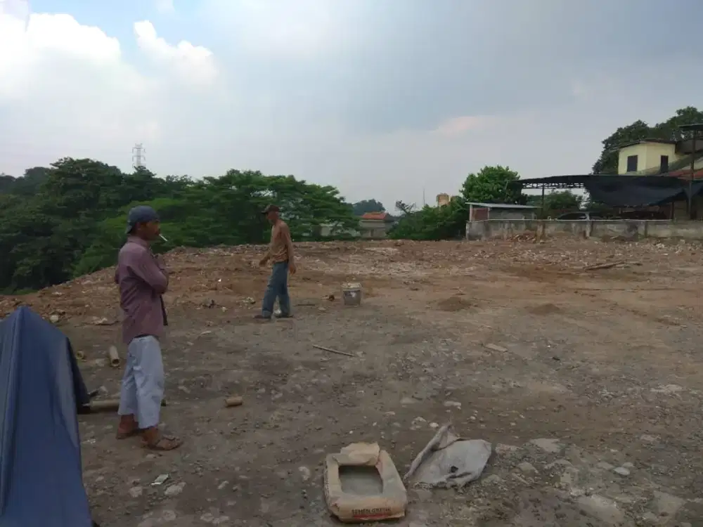 di jual tanah Kavling di Jln. Raya Cisauk