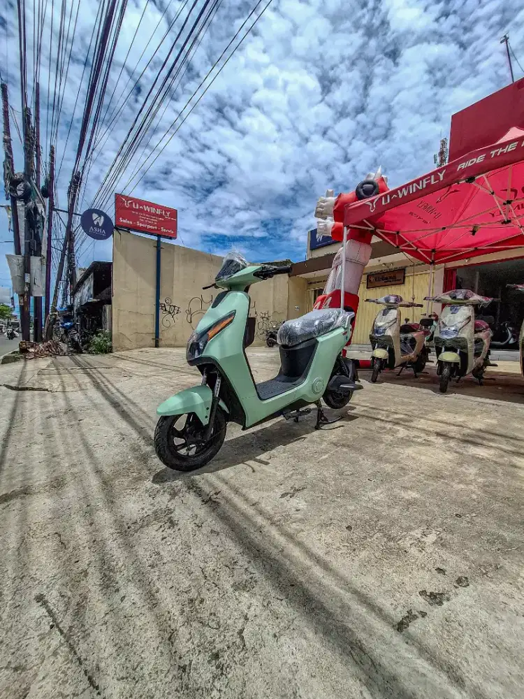 Uwinfly Sepeda Listrik D75 jok satu kaya motor ,ada bagasi juga luas