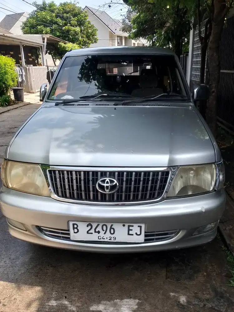 kijang lgx 2004 silver