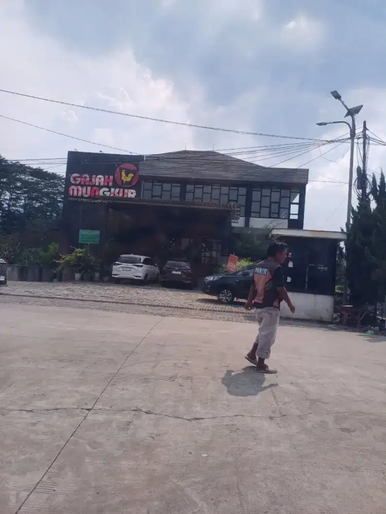 Dijual Rumah Makan terkenal dan ramai