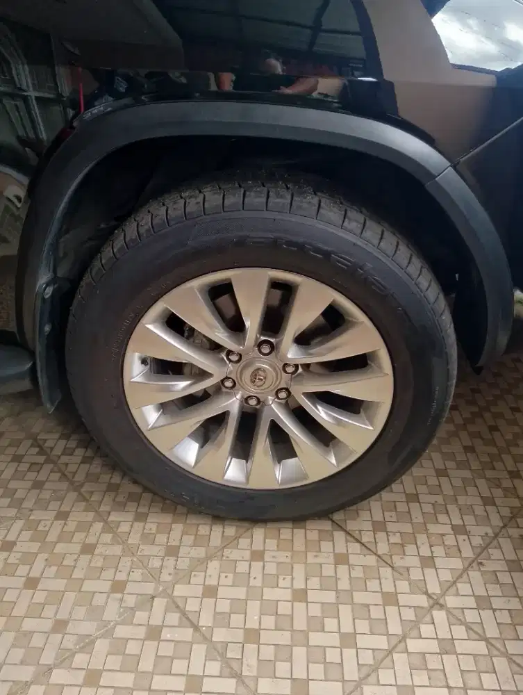 Velg R20 Fortuner Model Lexus Ban 275 55 Accelera Iota 2025 Siap Pakai