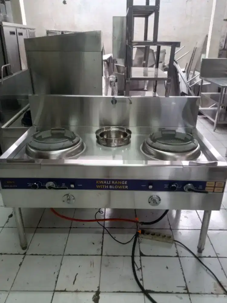 Kompor kwalirange 2 tungku+blower+suup CROWN  150x80x80
Harga : 8,5 jt