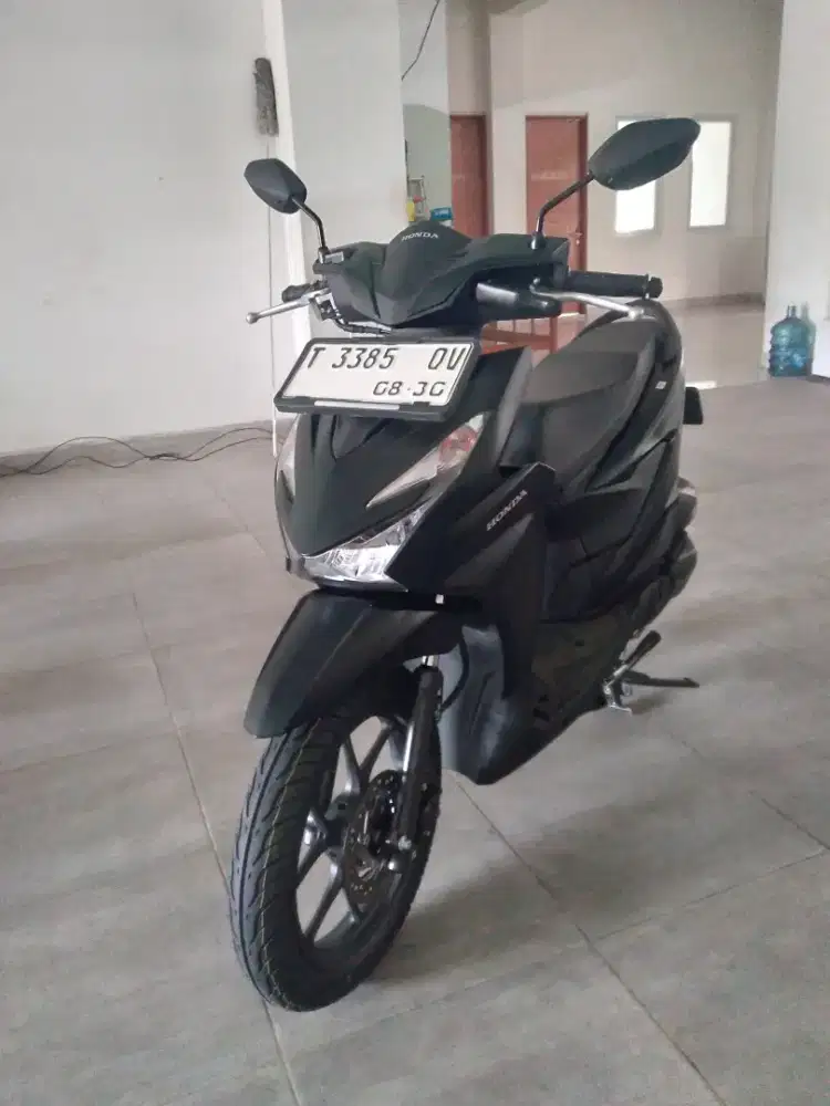 Beat Deluxe Hitam 2025 Mulus KM 2000an