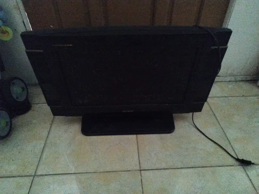 TV SHARP kondisi bagus