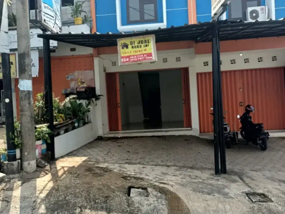 Ruko Strategis Dekat Komplek Manglayang Regency
