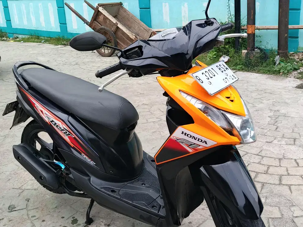 Honda beat FI 2014 stater tokcer halus mulus terawat