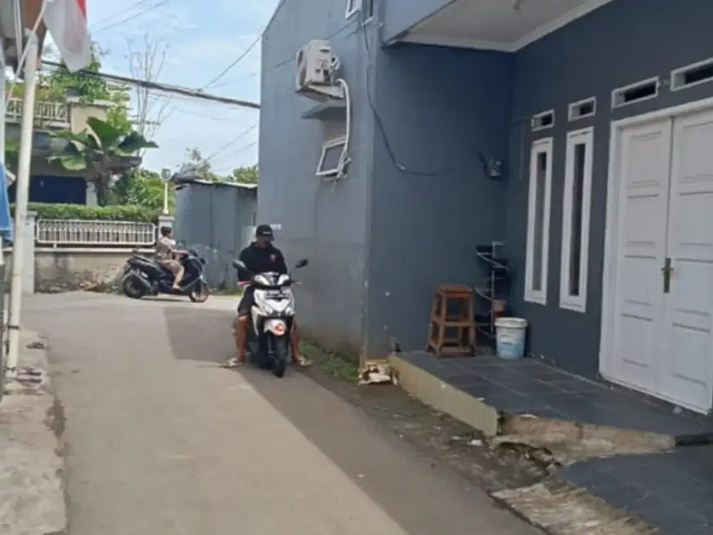 Di jual rumah Lokasi pondok kacang timur