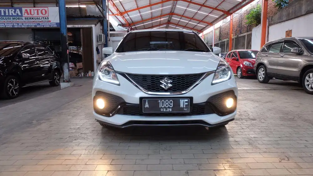 Suzuki Baleno AT 2021 Putih