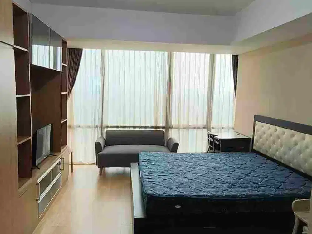U Residence tower 1 apartment, view golf, luas 35 m2, full furnish dan dekat UPH