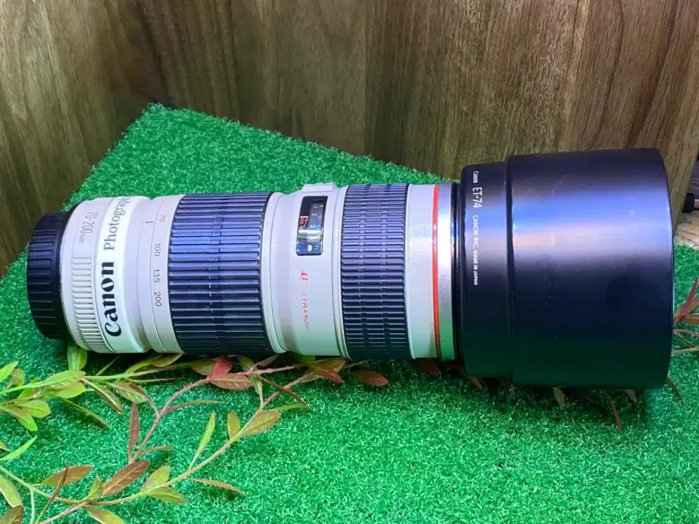 Lensa Canon 70-200mm F4