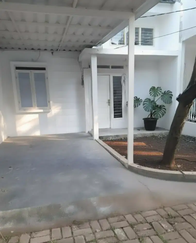 Disewakan Rumah Kluster Asri di Pondok Cabe dekat Pintu Toll Pamulang