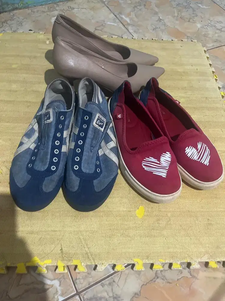 Preloved Sepatu UK 40