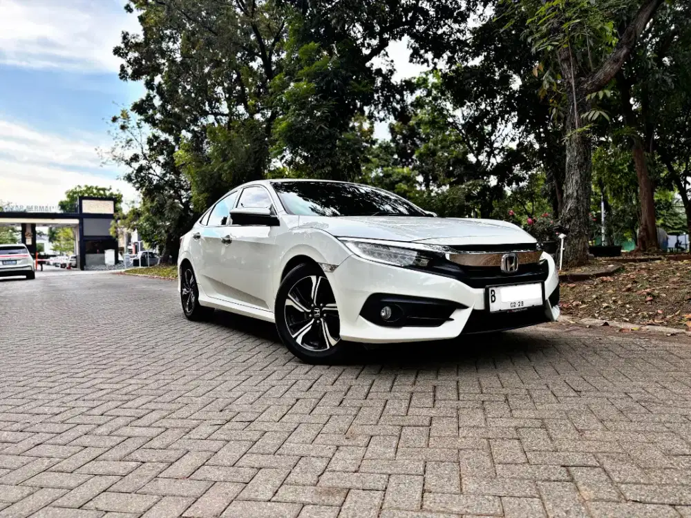 Honda Civic turbo ES 2018 At Bensin Civic ES 2019 At