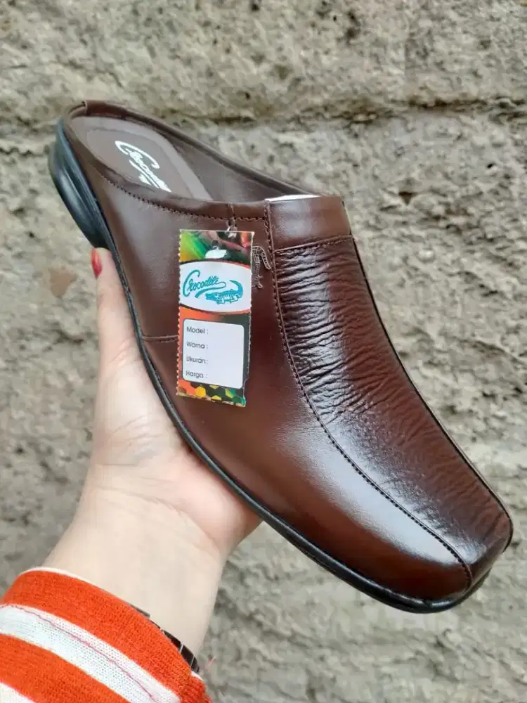 Sepatu Bustong Pria Kulit Asli