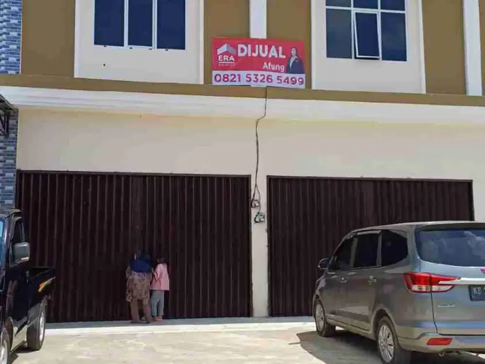 Ruko strategis di Jl. Raya poros Sungai Pinyuh-Anjungan