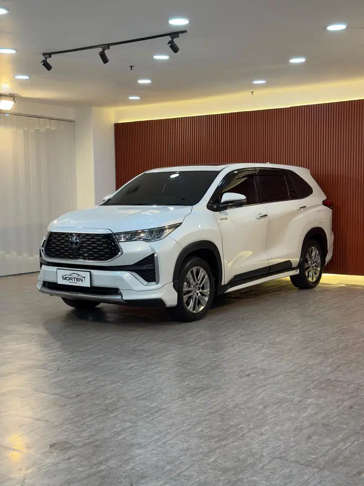 Toyota Innova Zenix Q Hybrid 2.0 Modellista Tss At