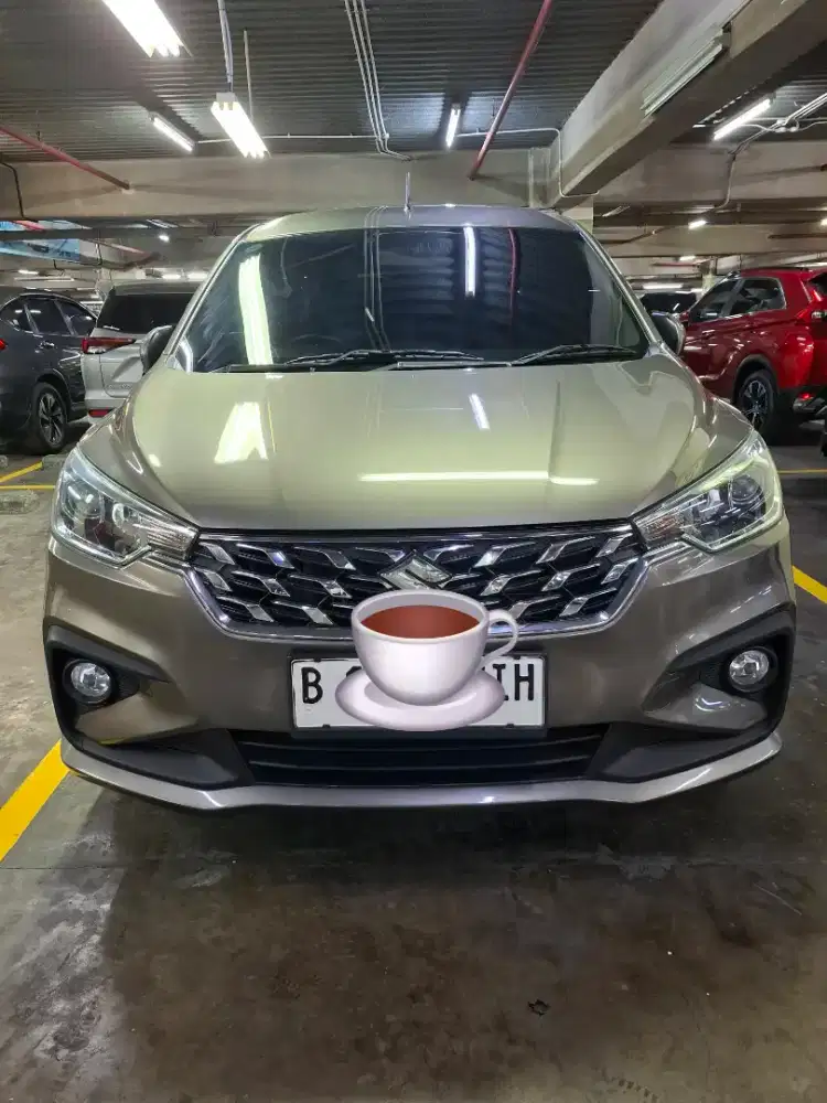 Suzuki ertiga gx hybrid at 2023 abu abu