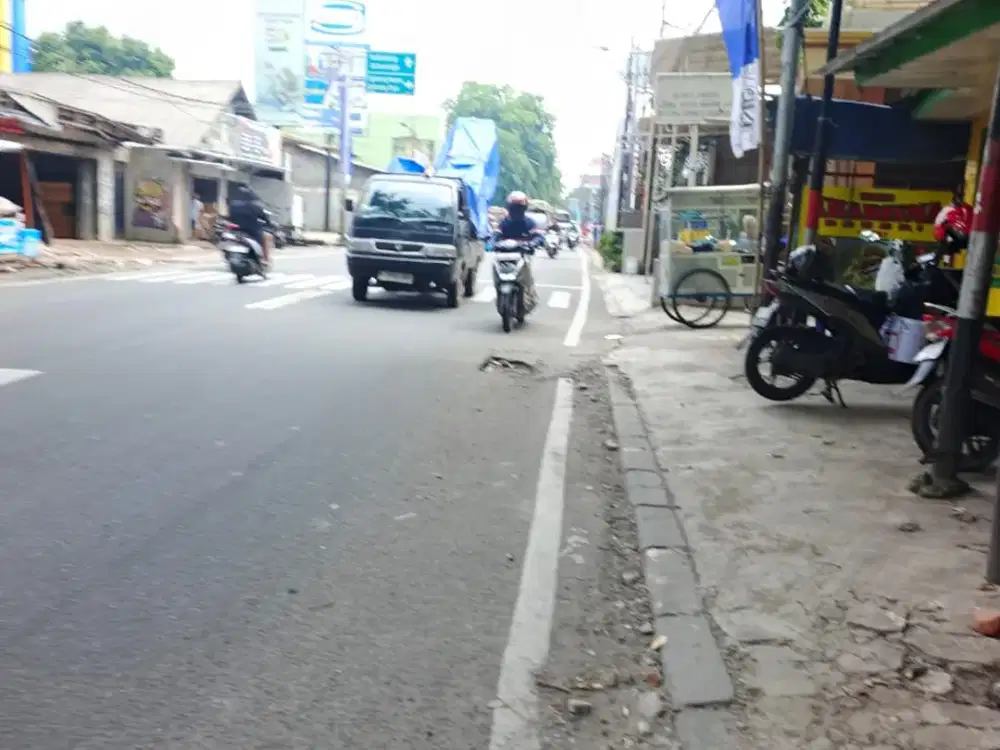 Dijual Bangunan Toko Dan Bangunan warung di Pahlawan Revolusi