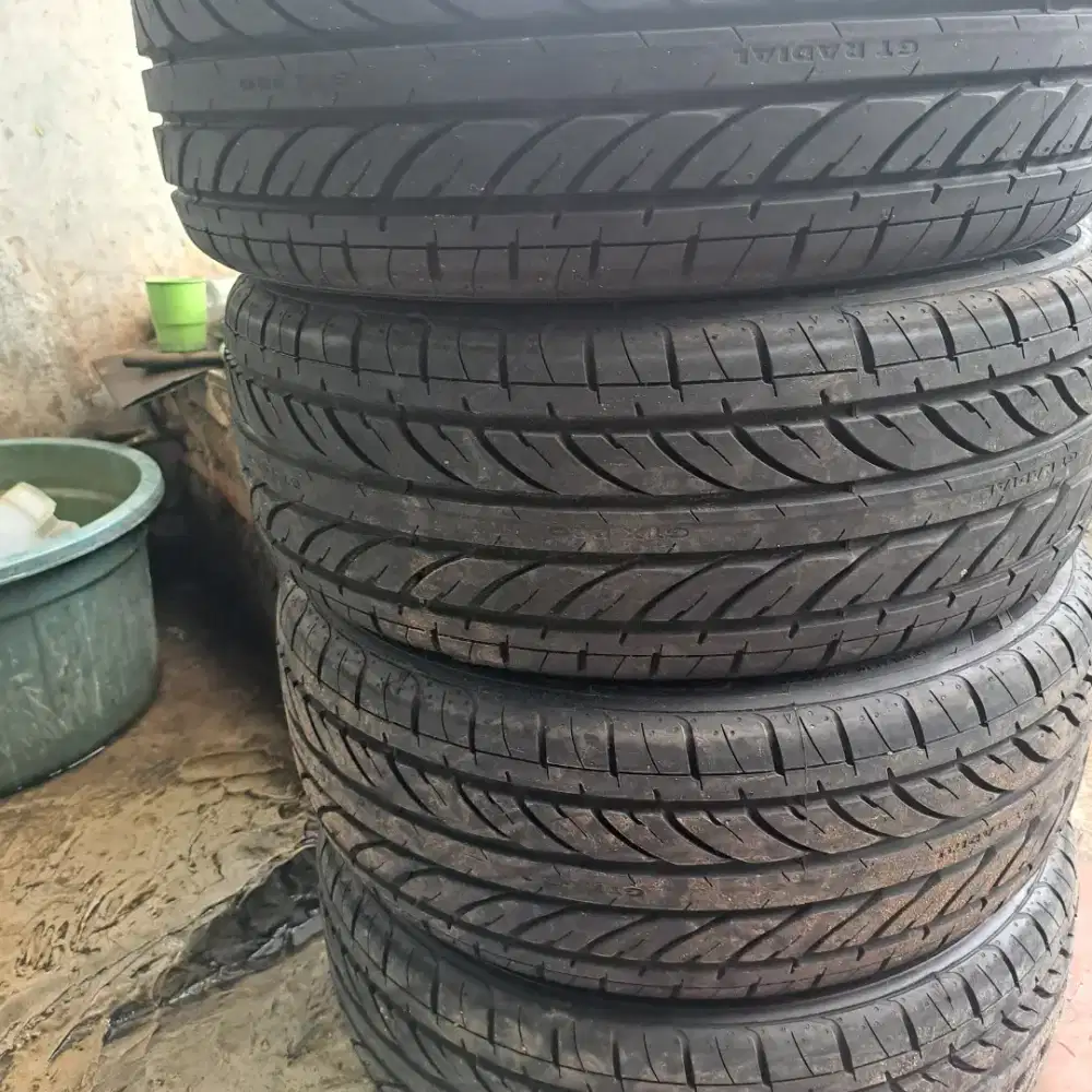 Ban 195 50 16 gt radial champiro gtx pro masih like new
