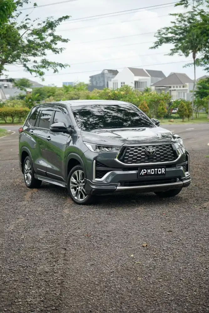 Innova Zenix 2.0 Type  Hybrid CVT TSS RSE Modellista Grey 2022