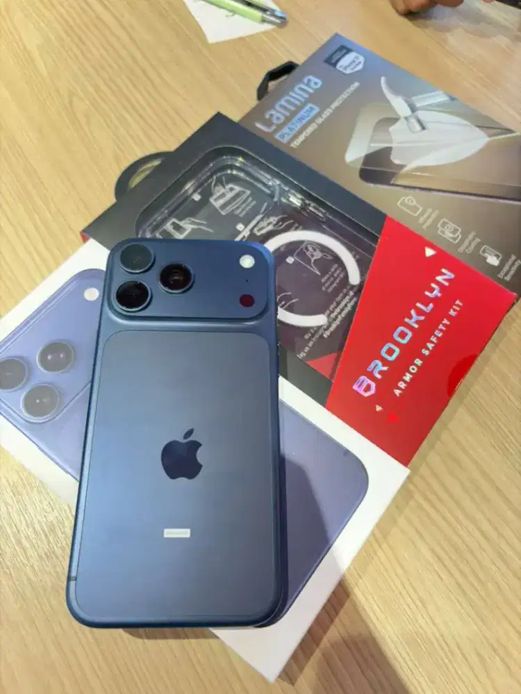 Iphone 17 pro Max Blue 256Gb Bisa Cicilan Bunga 0,99%