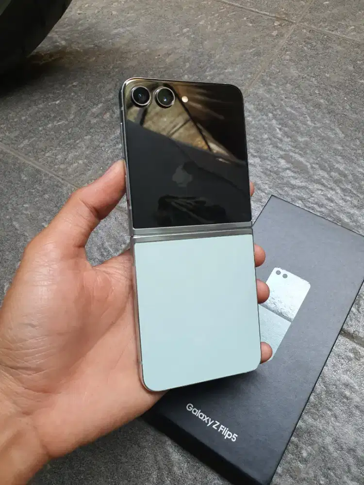 Samsung Z Flip 5 8/256GB Green Lengkap