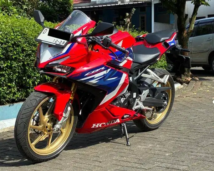 Dijual Honda CBR 250RR SP QS (K64N) Tricolor Tahun 2024 Akhir
