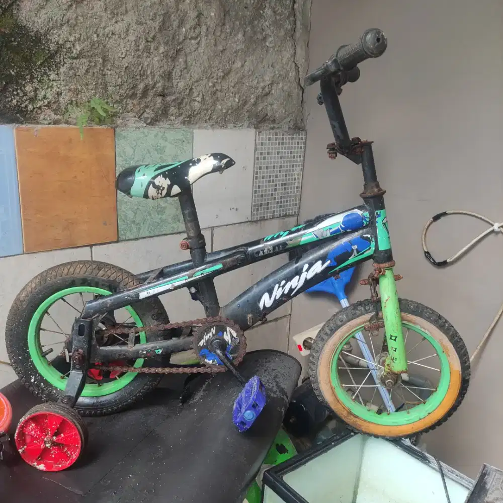 Speda anak ukuran 12