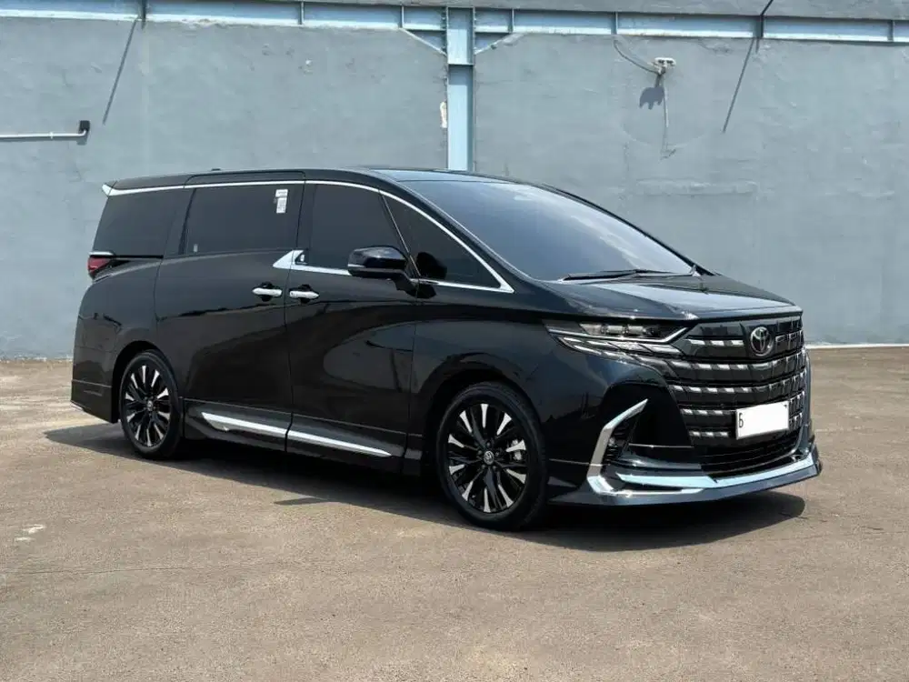 2024 Toyota Alphard G Modellista Bensin Km 30000 Temurah