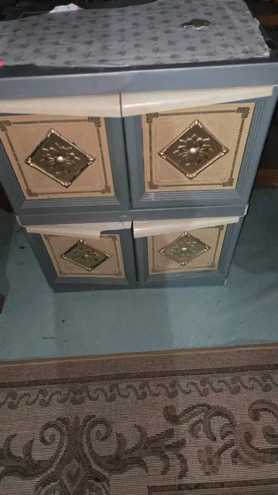 DIJUAL MURAH LEMARI BAJU