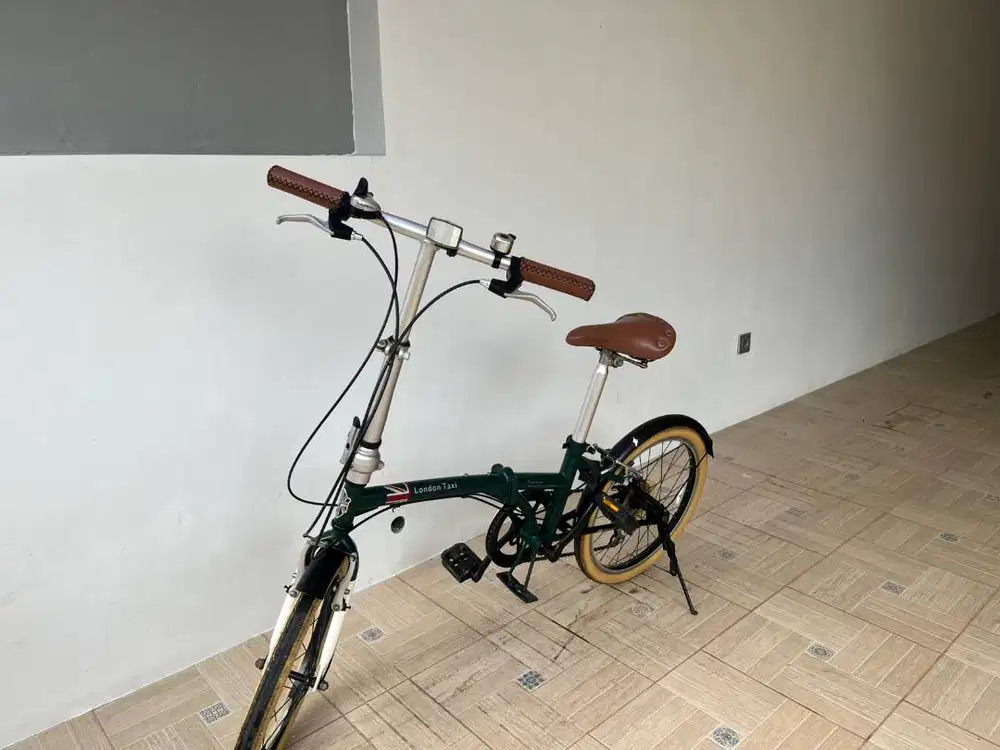 LONDON TAXI BIKE FDB 20