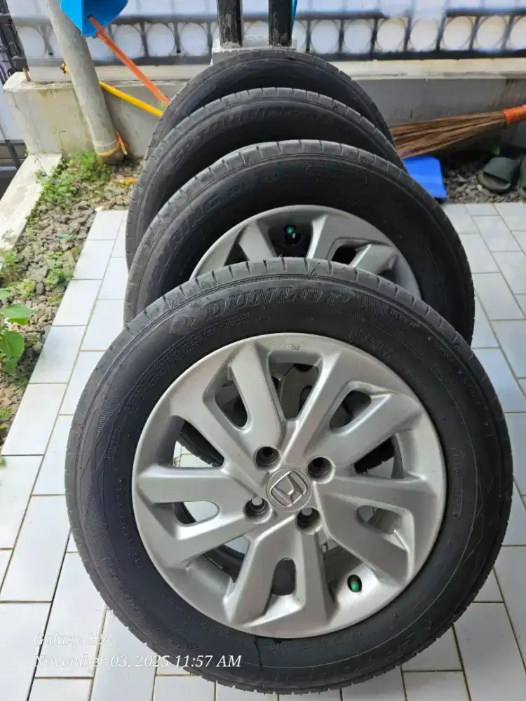 Velg Mobolilio R15 pcd 4x100