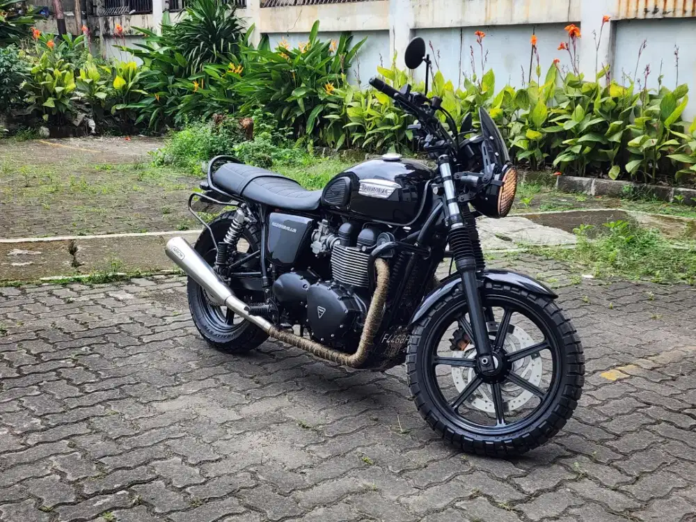 Jual Triumph Bonneville 2014