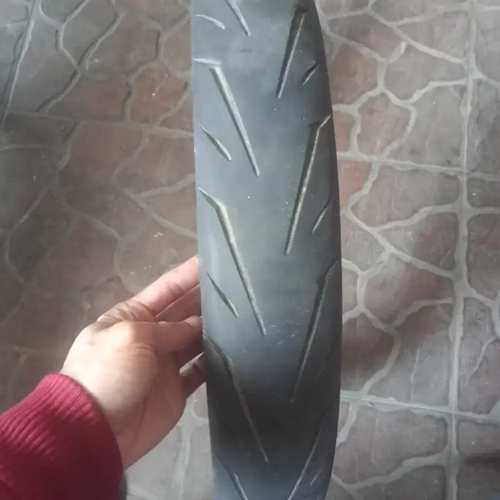 Ban motor bebek IRC Ring17 UK 80/90