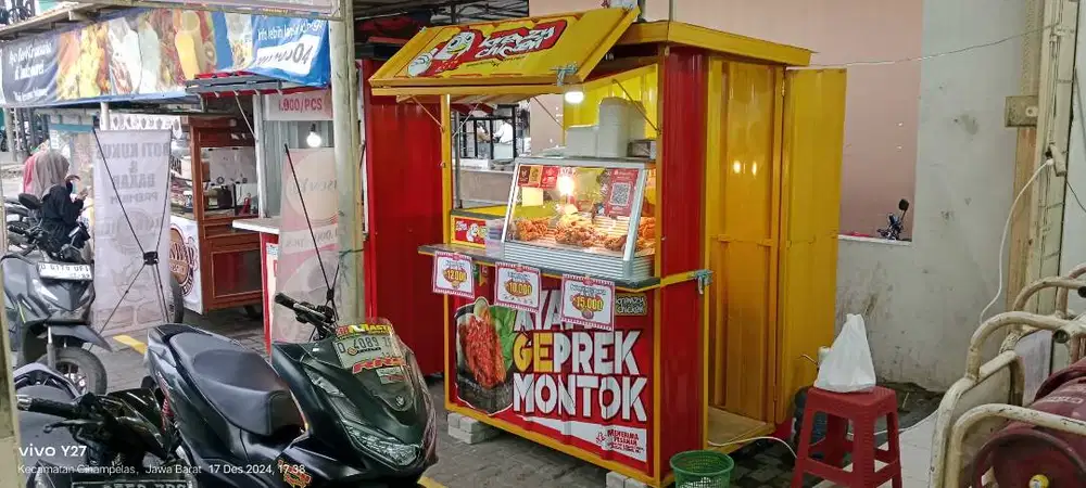 Outlet Fried Chicken