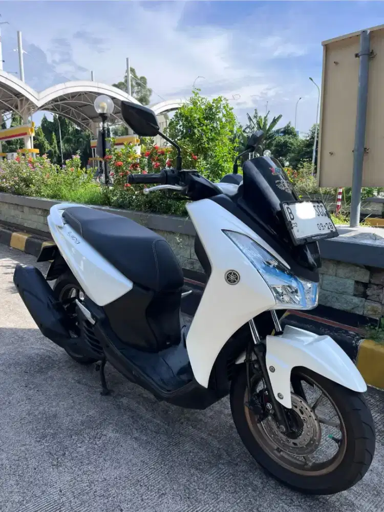 Yamaha Lexi 125 2018 Warna favorit putih