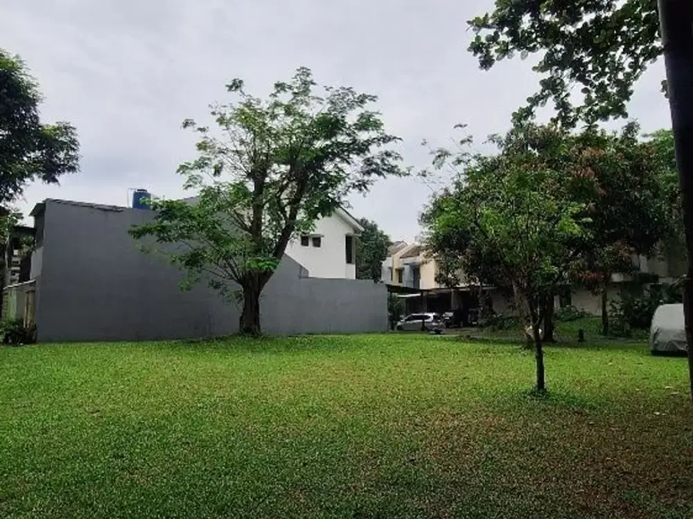 Tanah Hoek taman luas 469m2 di Cluster Allevare Foresta BSD City