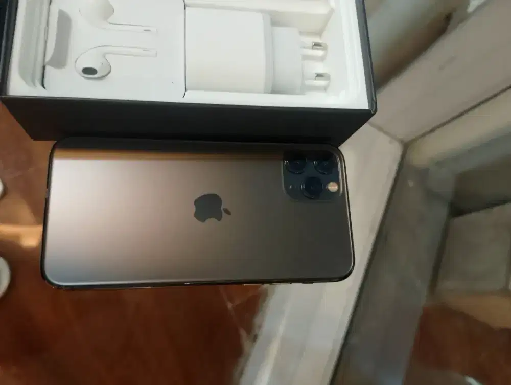Iphone 11 pro max 256gb titiasan apple