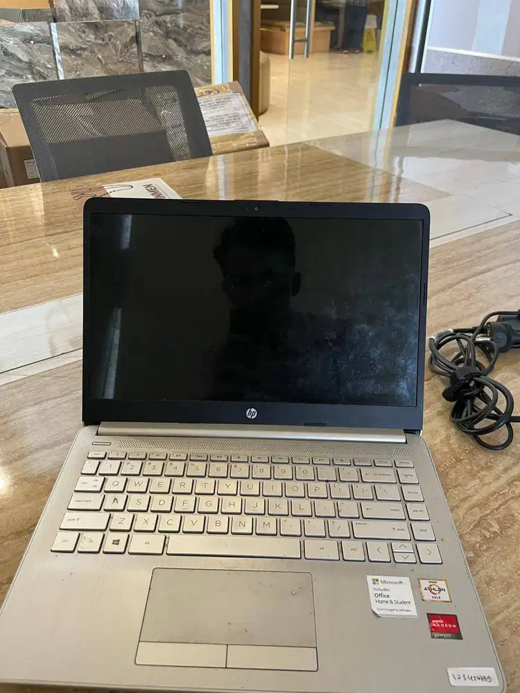 LAPTOP HP 14s MULUS MURAH