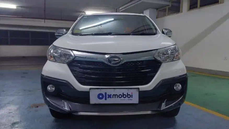 DP Rendah  6JT Daihatsu Xenia 1.3 R Custom Bensin-MT 2018 Putih