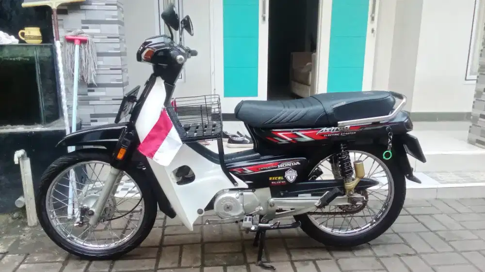 Jual santai motor jadul honda grand 97 restorasi bulus