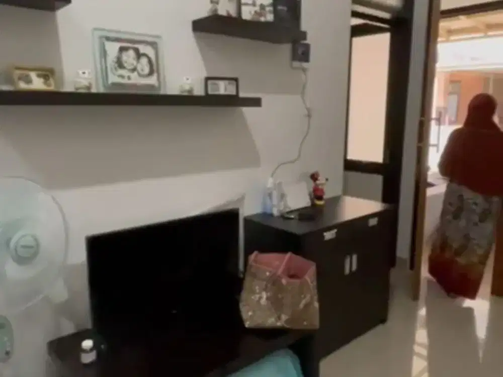 DIJUAL RUMAH FULL FURNISHED DALAM CLUSTER STRATEGIS ARCAMANIK