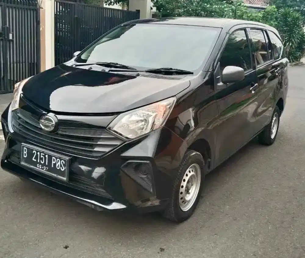 Tdp 3Jutaan Daihatsu Sigra D MT Warna Hitam Gress