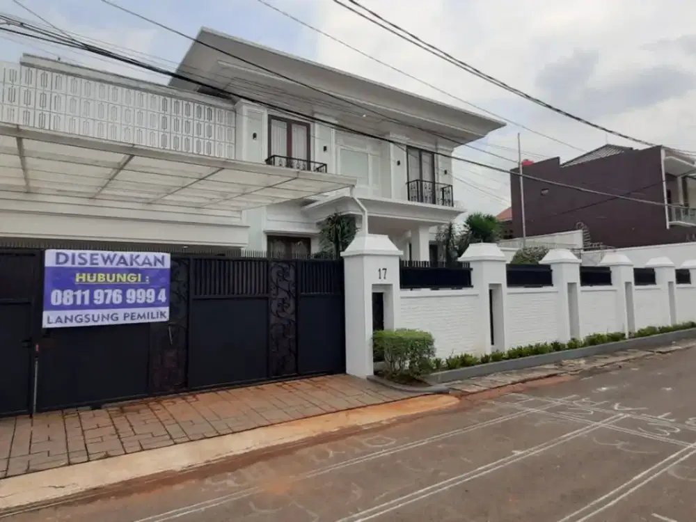 DISEWAKAN RUMAH MEWAH DI OTISTA JAKARTA TIMUR