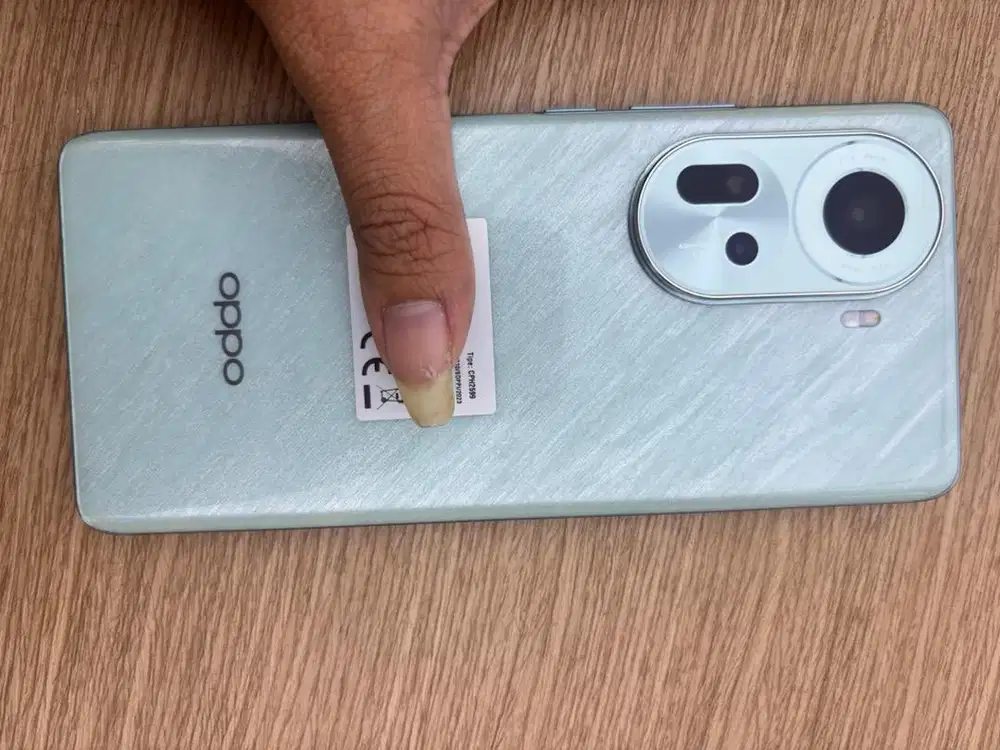 Oppo reno 11 5g green