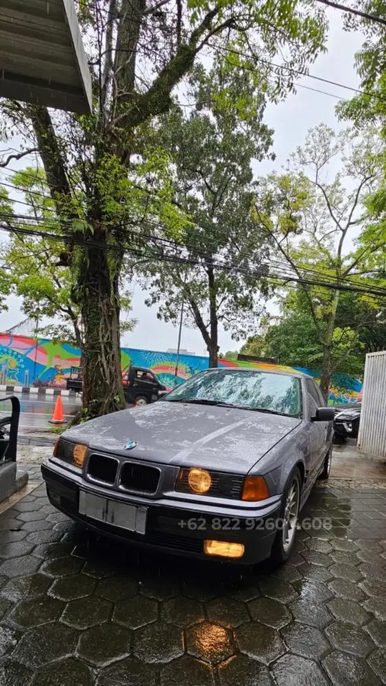 1994 BMW E36 320i Limited MST Samoa Blue