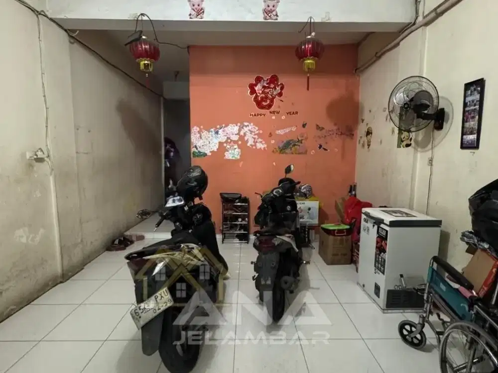 ANA RUMAH UK 4X23M DI JALAN RAYA JELAMBAR